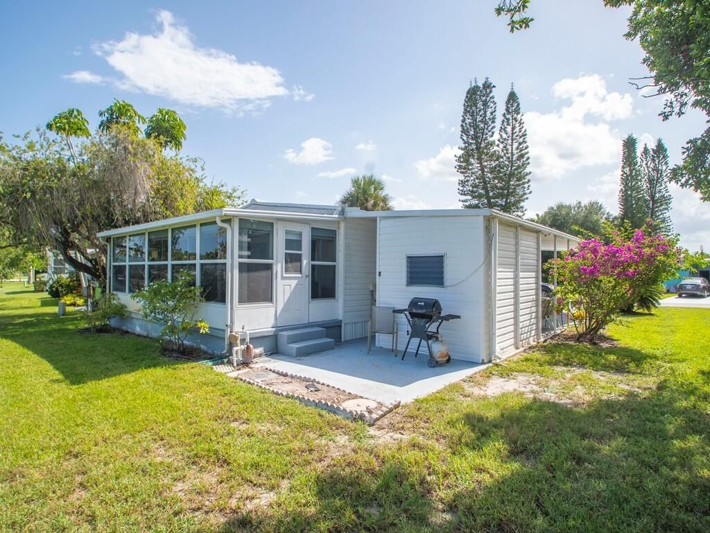 42 Village Lane, Jensen Beach, FL 34957 Photo