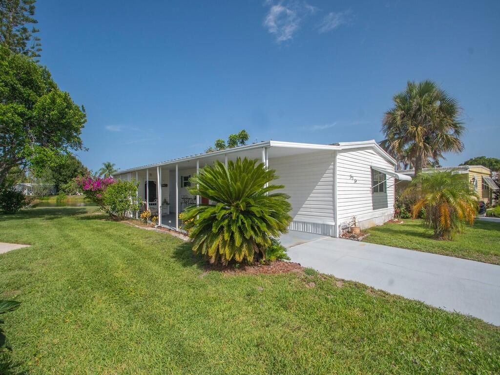 42 Village Lane, Jensen Beach, FL 34957 Photo