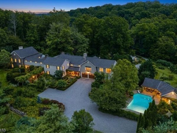 936 Dove Island Rd, Stillwater, NJ 07860