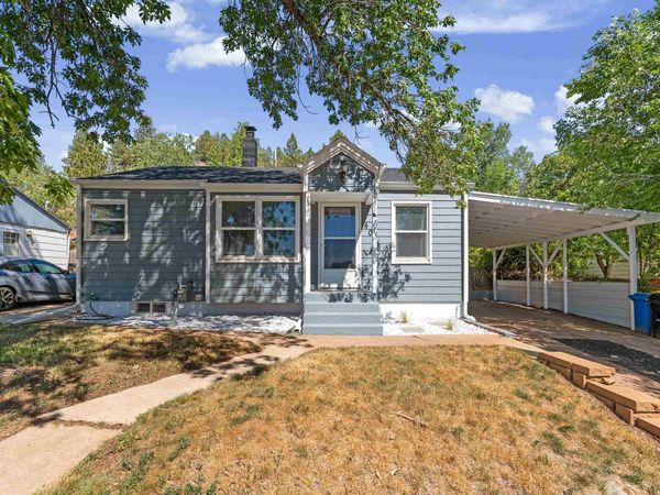 4018 Canyon Lake Drive, Rapid City, SD 57702