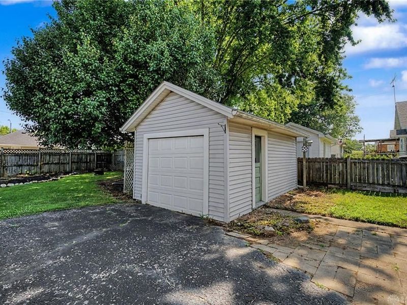3015 Wellington Drive, Dayton, OH 45410 Photo 33