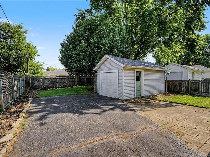 3015 Wellington Drive, Dayton, OH 45410 Photo 36
