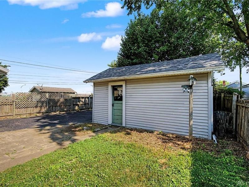 3015 Wellington Drive, Dayton, OH 45410 Photo 37