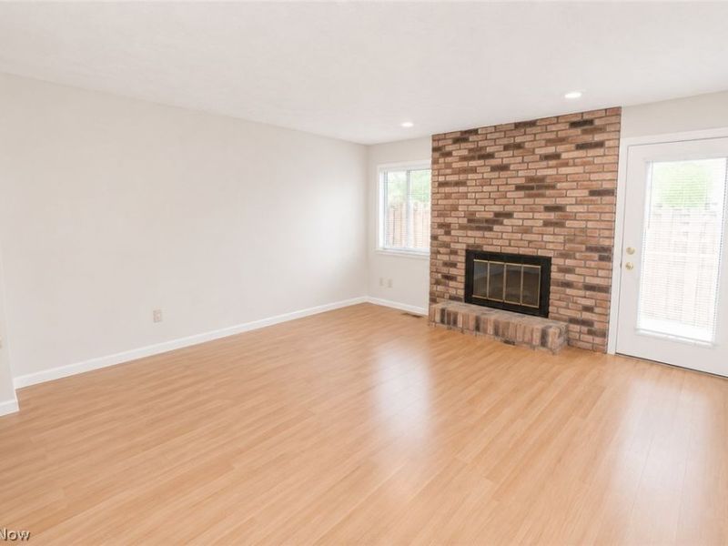5552 Suncrest Court, Parma, OH 44134 Photo 11
