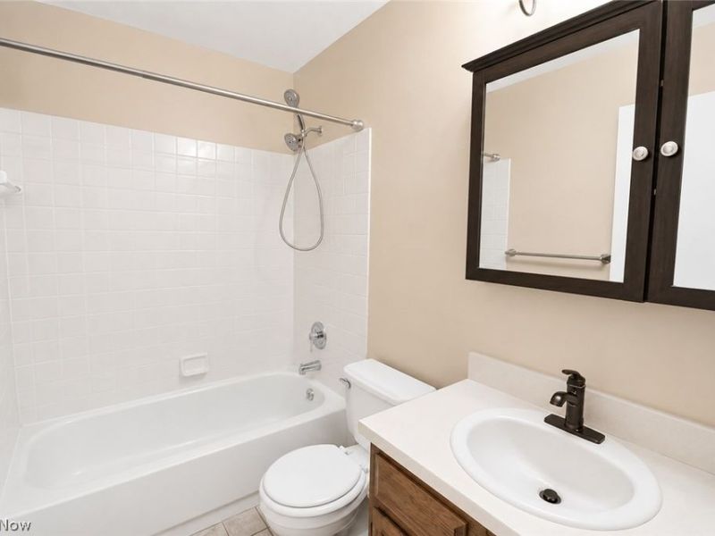 5552 Suncrest Court , Parma, OH 44134 Photo 14