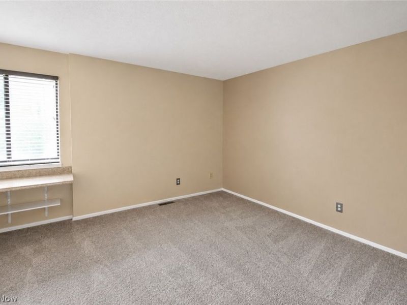 5552 Suncrest Court, Parma, OH 44134 Photo 18