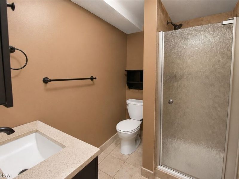 5552 Suncrest Court , Parma, OH 44134 Photo 24