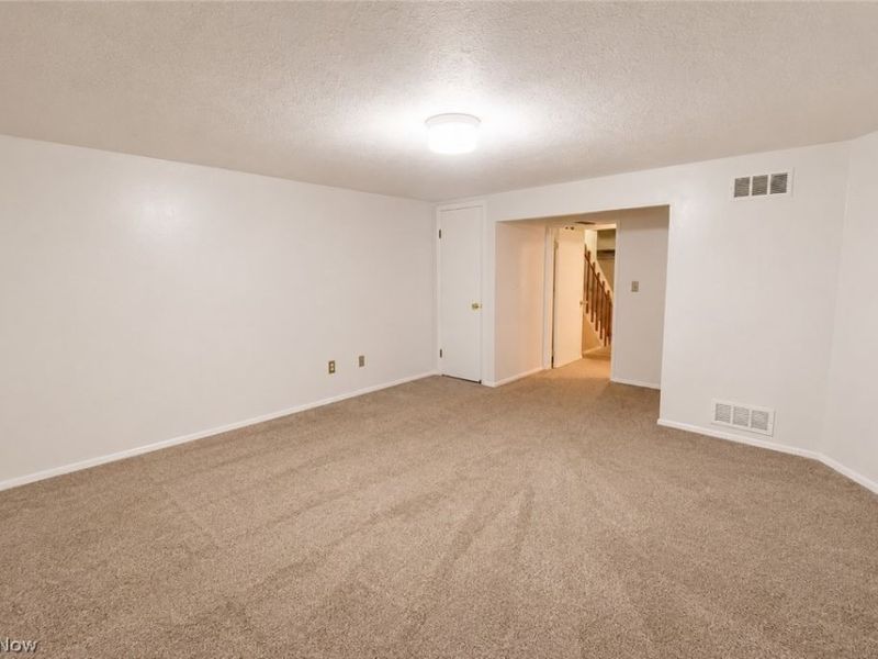 5552 Suncrest Court , Parma, OH 44134 Photo 26