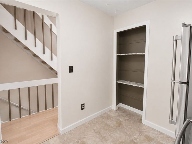 5552 Suncrest Court , Parma, OH 44134 Photo 7