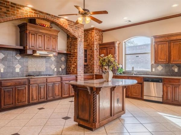 9328 SW 28th Street, Oklahoma City, OK 73128