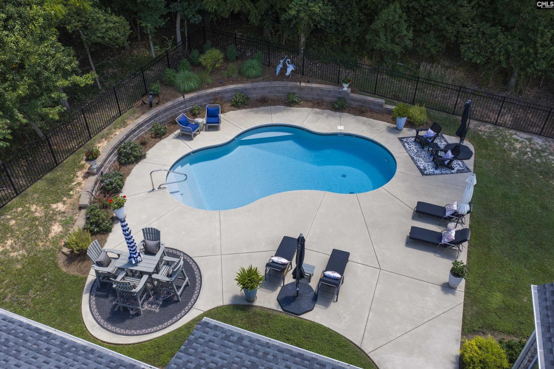 1617 Deep Cove Lane  Photo 4