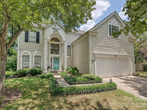 100 Aylesbury Lane , Indian Trail, NC 28079