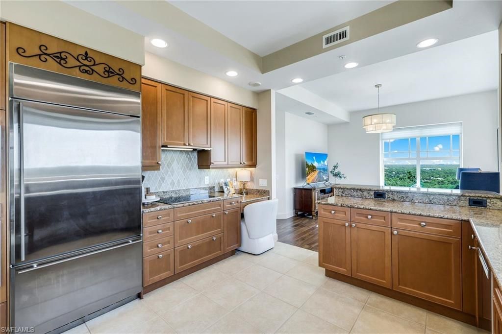 455 Cove Tower Dr , Unit 1701, Naples, FL 34110 Photo