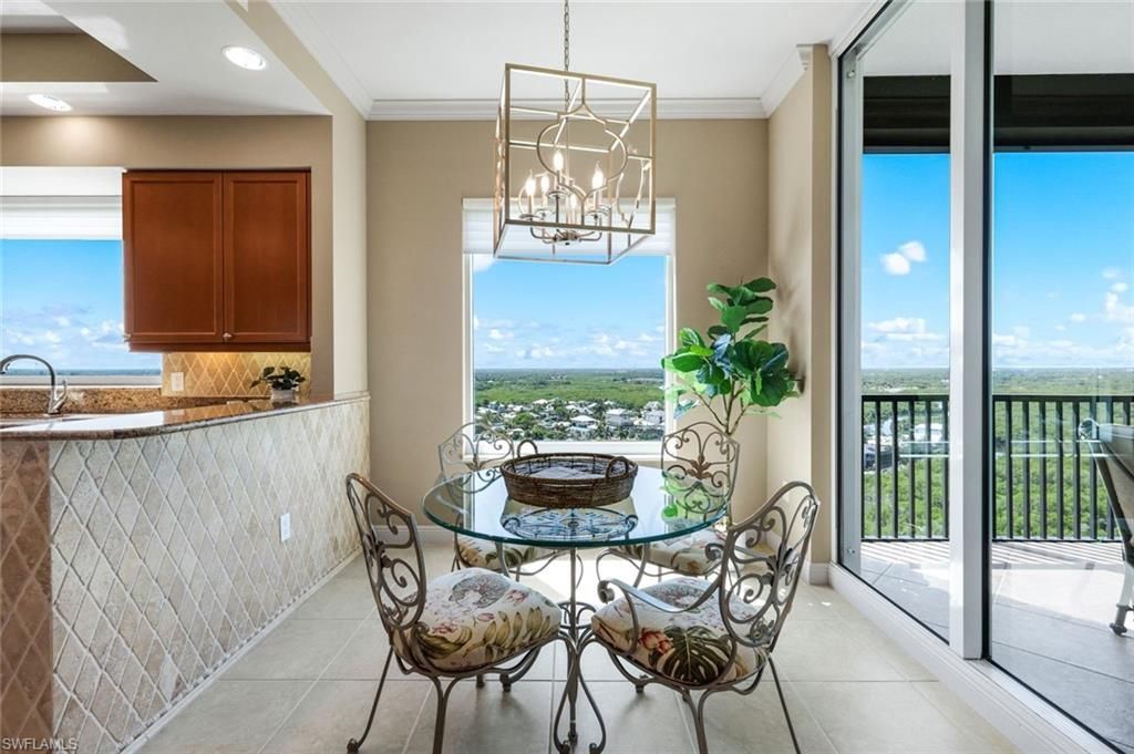 455 Cove Tower Dr , Unit 1701, Naples, FL 34110 Photo