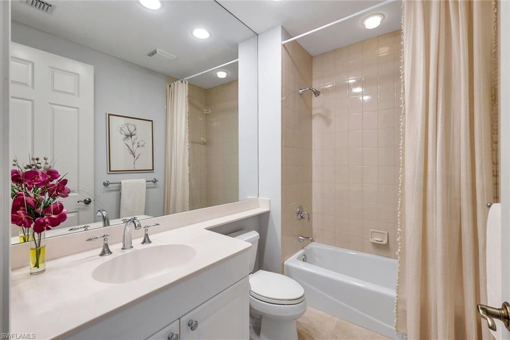 455 Cove Tower Dr , Unit 1701, Naples, FL 34110 Photo