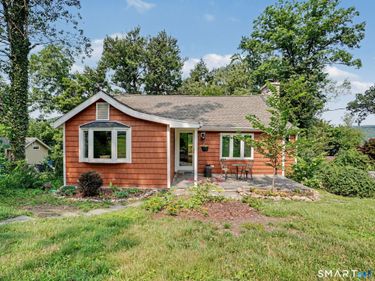 22 Ridge, New Fairfield, CT 06812