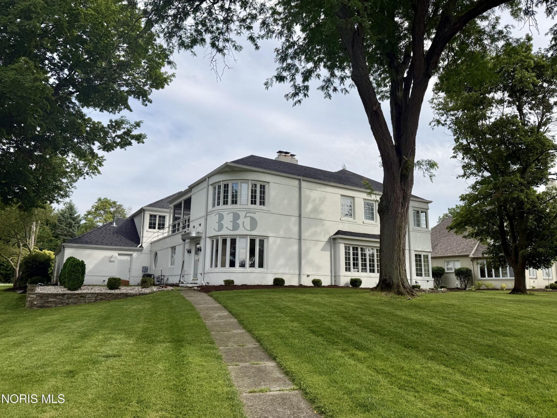 335 Riverside Drive , Rossford, OH 43460 Main Photo