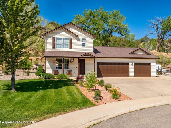 2621 Fairview Heights Court, Rifle, CO 81650
