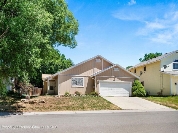 328 Dragonroot Drive, New Castle, CO 81647