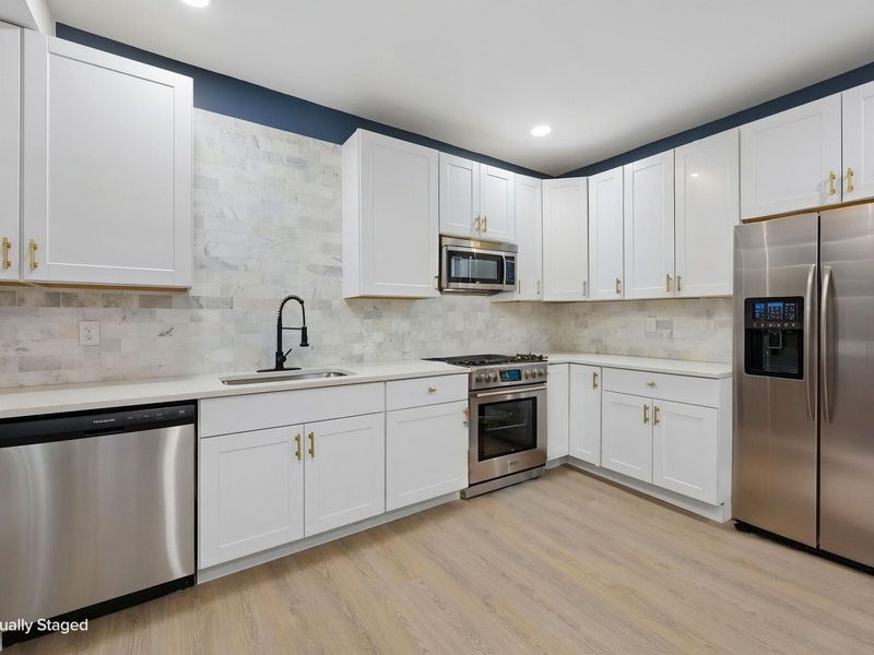 330-332 Loeffler Avenue, Unit 330-332, Columbus, OH 43205 Photo 13