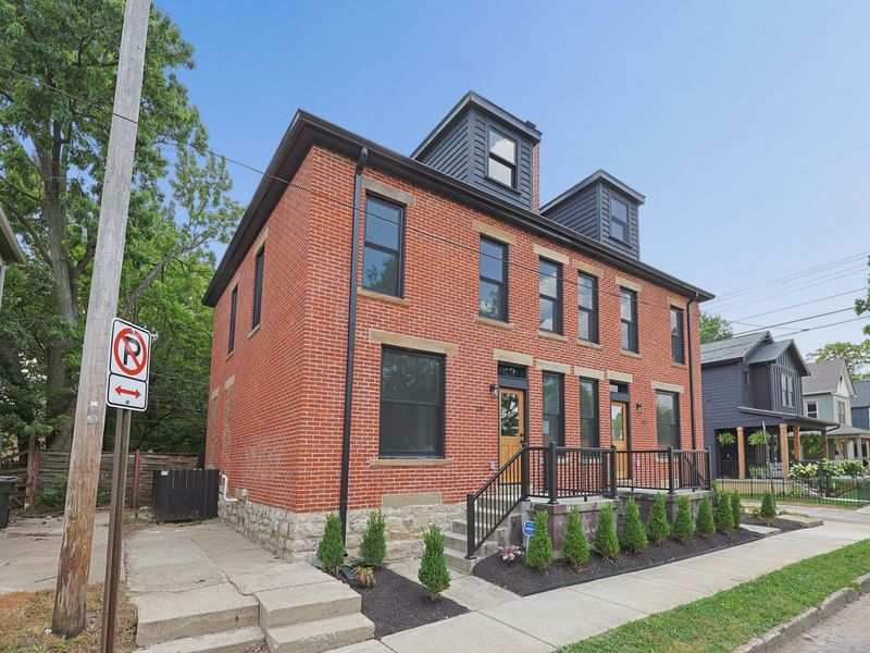 330-332 Loeffler Avenue, Unit 330-332, Columbus, OH 43205 Photo 4