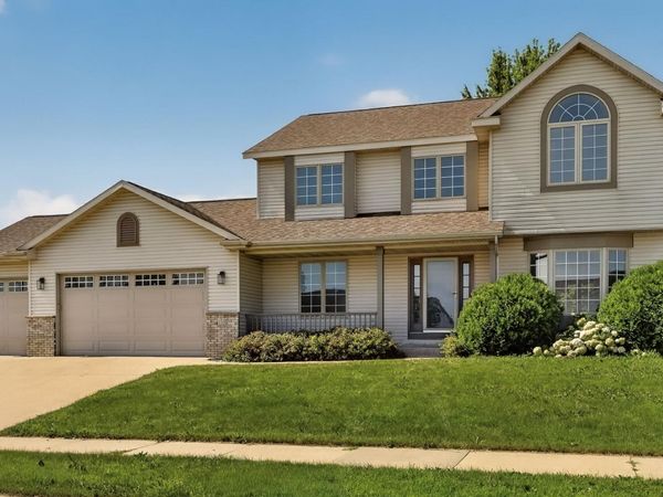 1110 Southern Hills Lane SW, Rochester, MN 55902