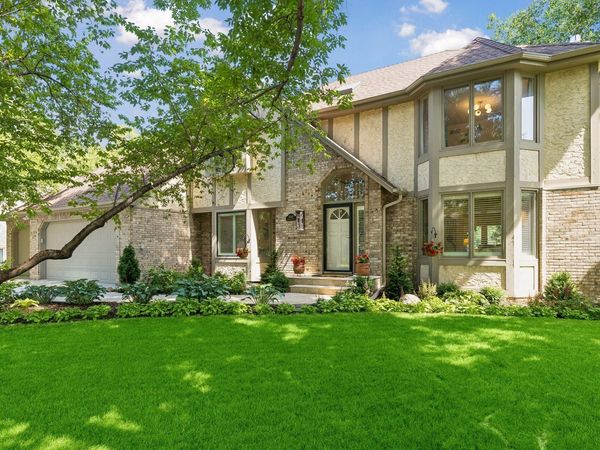 14462 64th Avenue N, Maple Grove, MN 55311