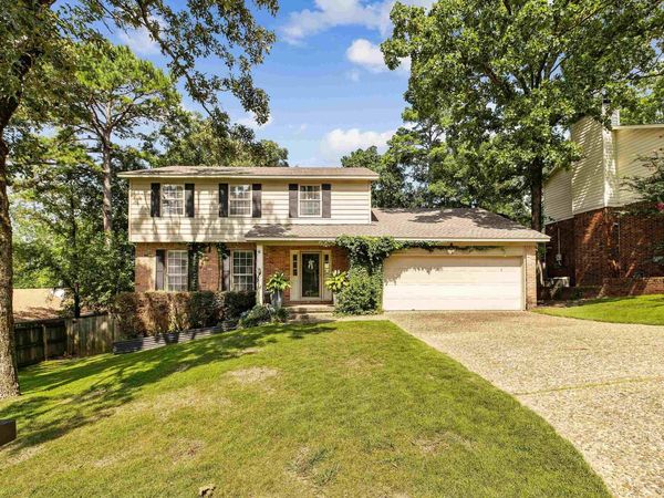 4 Summerland Court, Little Rock, AR 72227