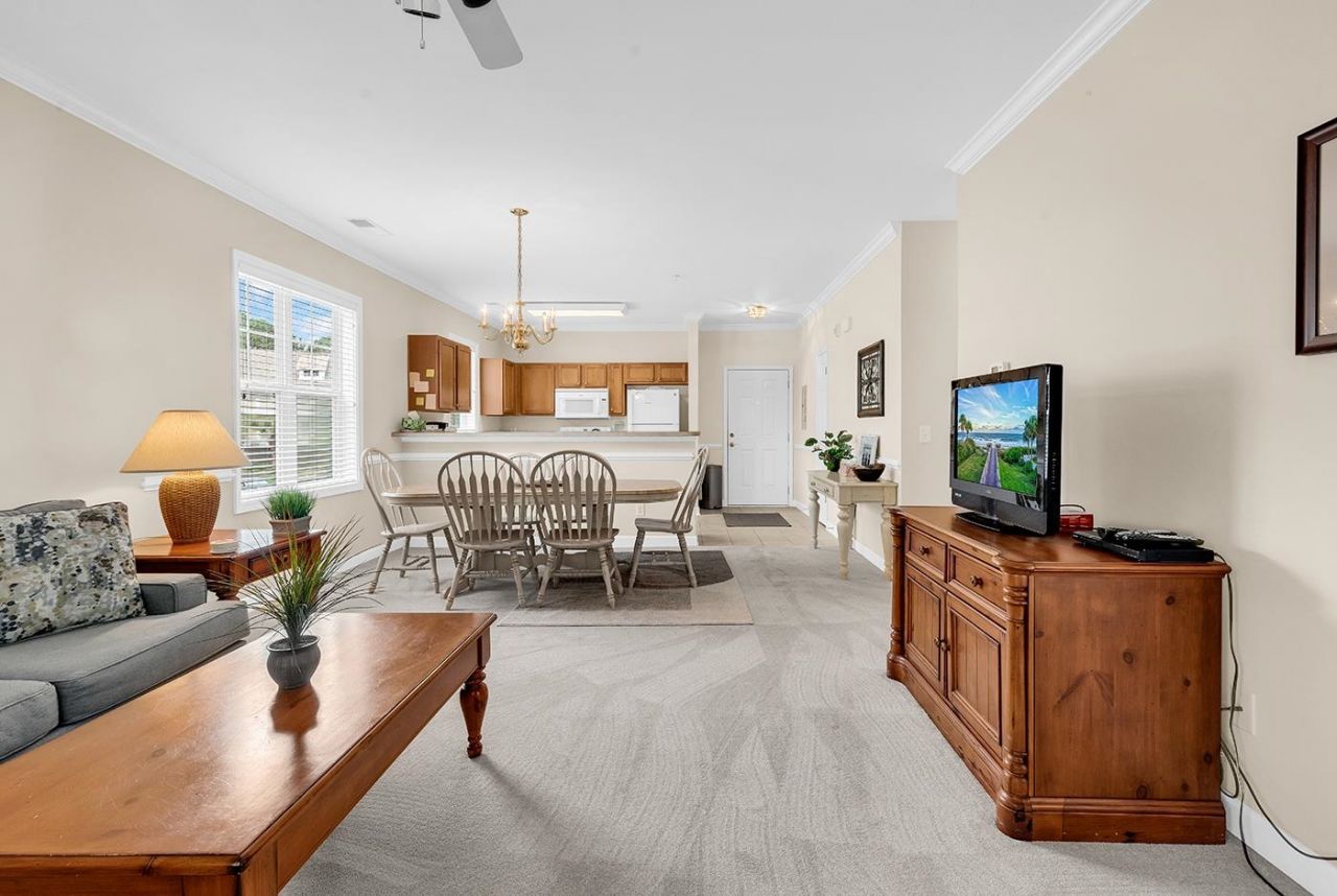 6253 Catalina Dr.  Photo 14