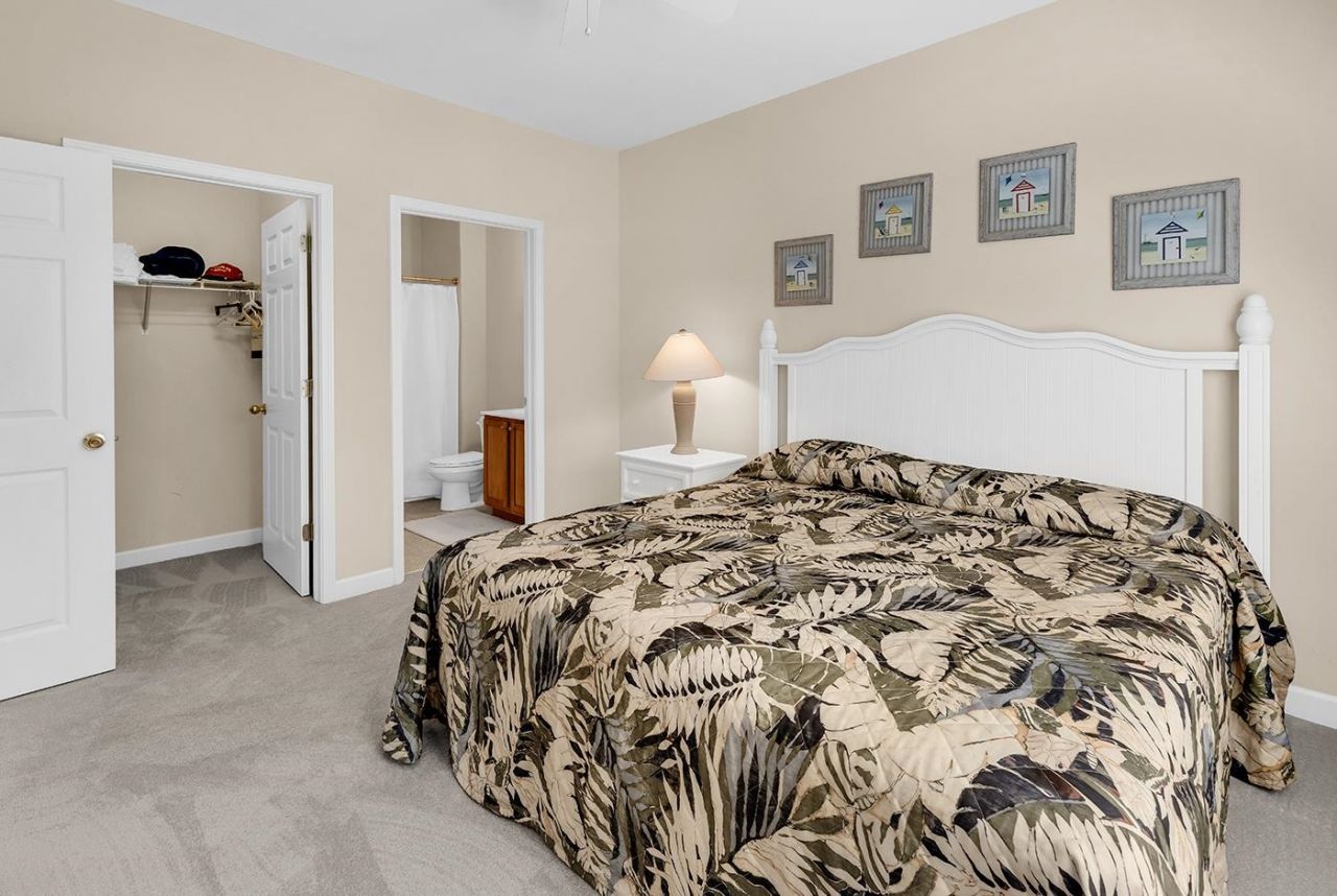 6253 Catalina Dr.  Photo 17