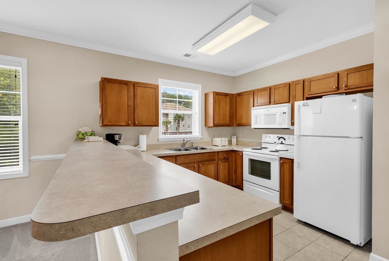 6253 Catalina Dr.  Photo 6