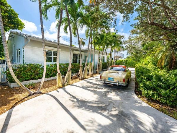 9172 Carlyle Ave , Surfside, FL 33154