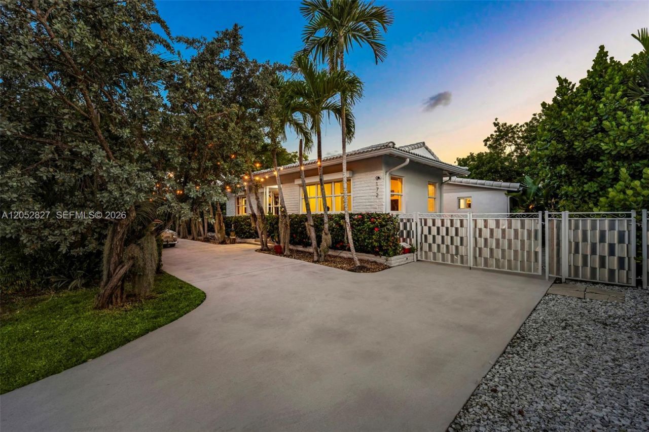 9172 Carlyle Ave , Surfside, FL 33154 Photo