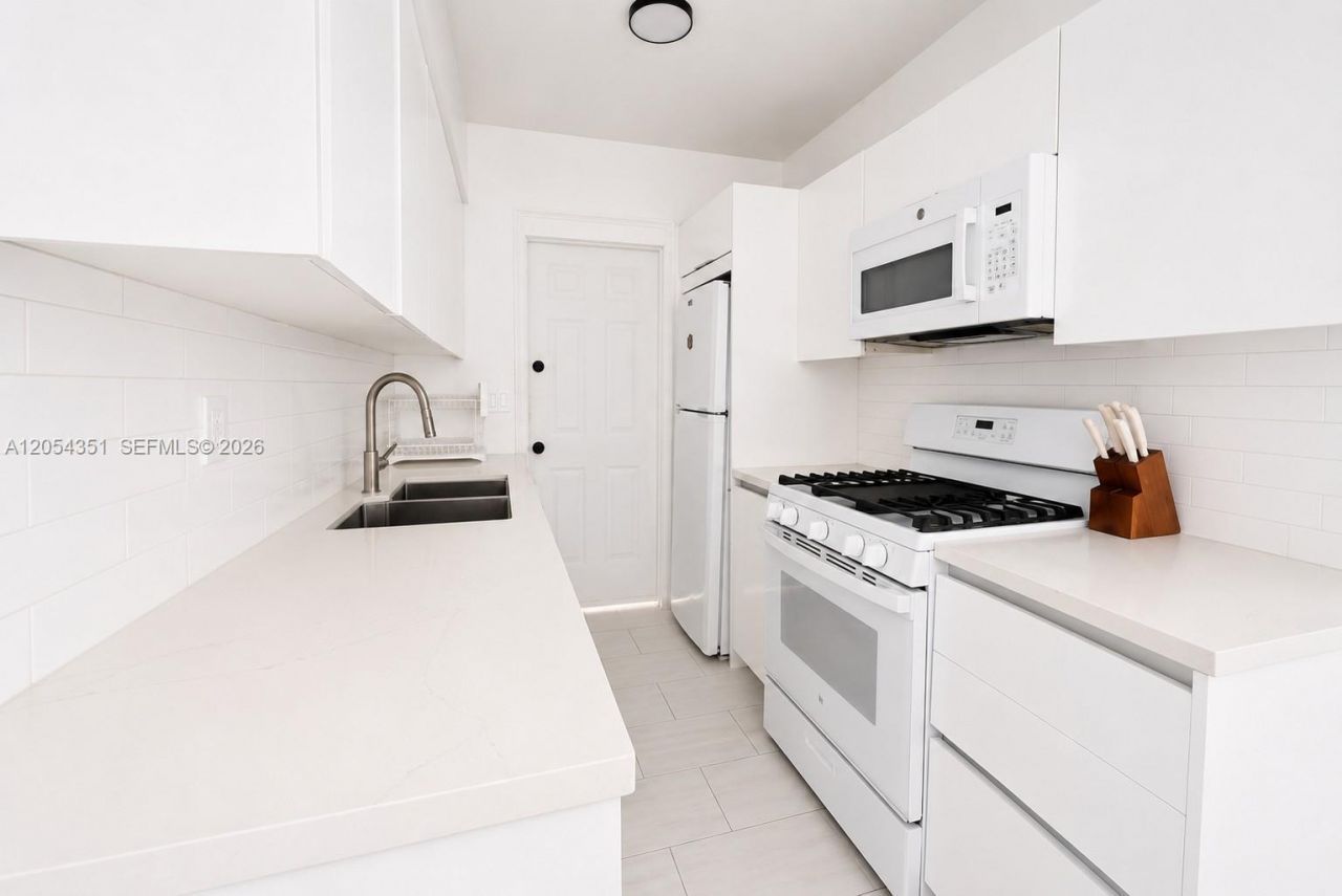 815 W 39th St , Unit 3, Miami Beach, FL 33140 Photo