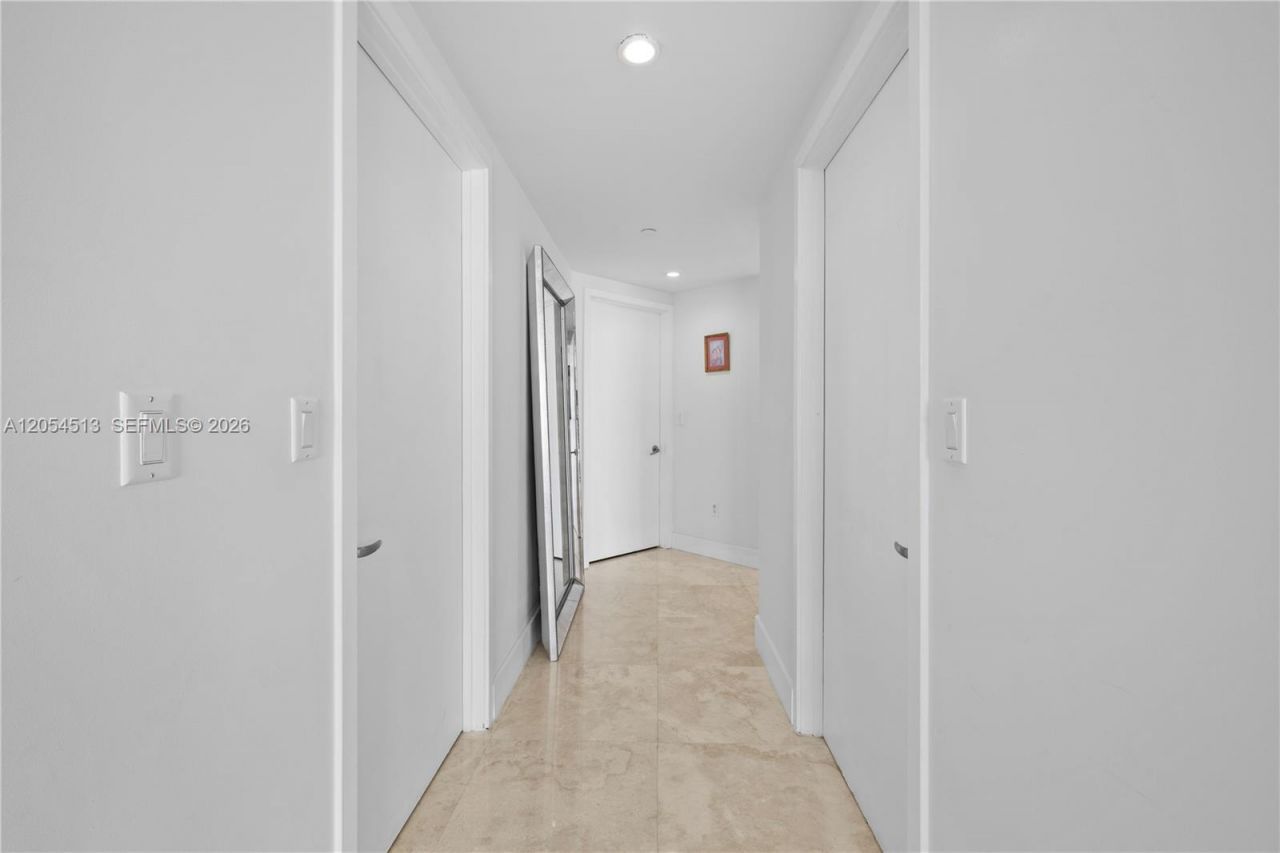 1331 Brickell Bay Dr , Unit 2601, Miami, FL 33131 Photo