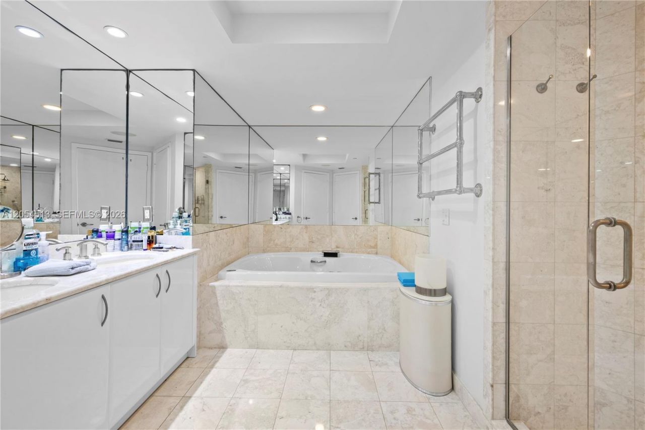 1331 Brickell Bay Dr , Unit 2601, Miami, FL 33131 Photo