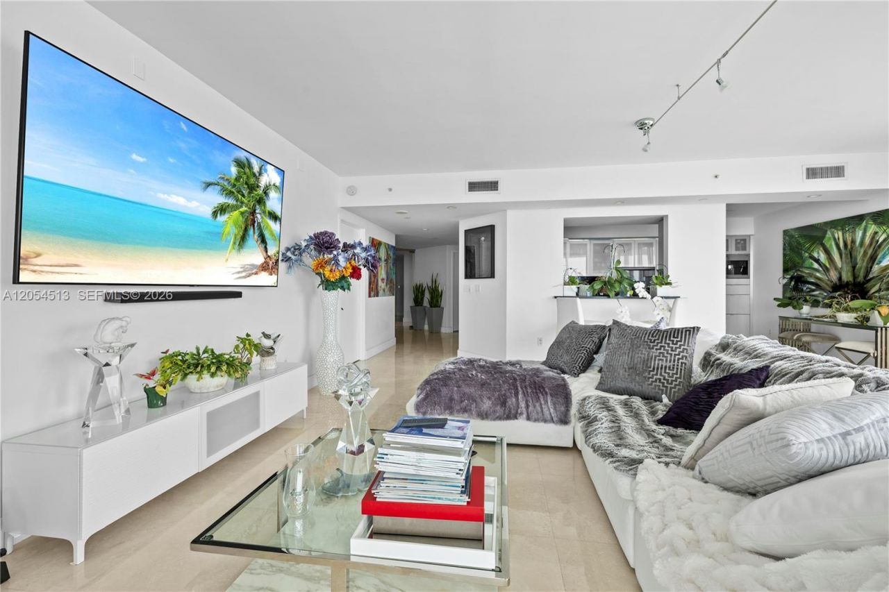 1331 Brickell Bay Dr , Unit 2601, Miami, FL 33131 Photo