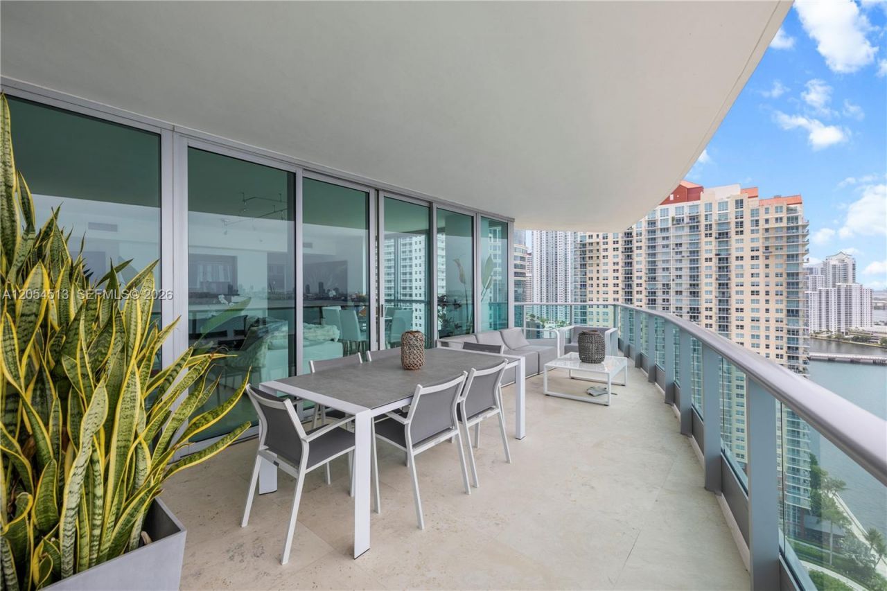 1331 Brickell Bay Dr , Unit 2601, Miami, FL 33131 Photo
