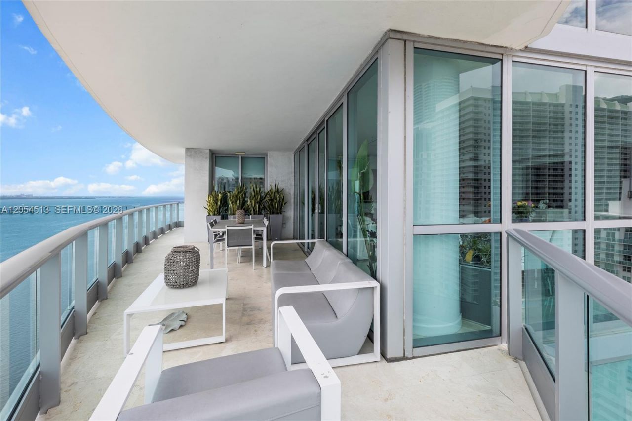 1331 Brickell Bay Dr , Unit 2601, Miami, FL 33131 Photo