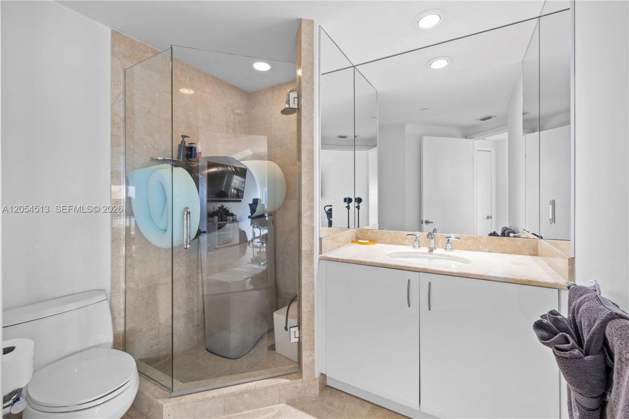 1331 Brickell Bay Dr , Unit 2601, Miami, FL 33131 Photo