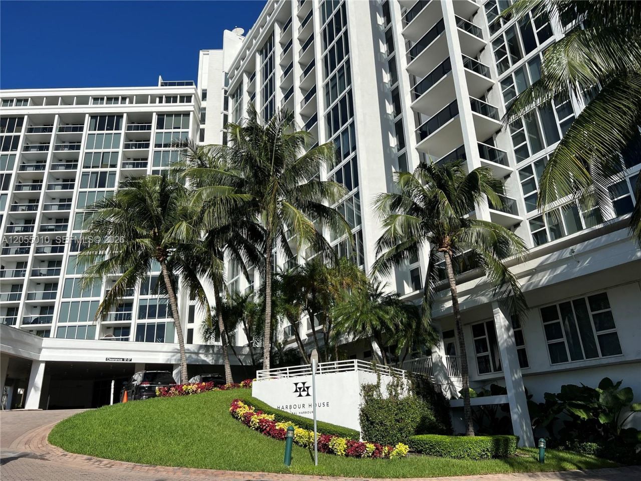 10275 Collins Ave, Unit 112, Bal Harbour, FL 33154 Photo
