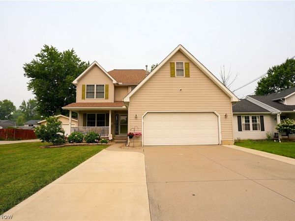 5856 Ridgeview Boulevard , North Ridgeville, OH 44039