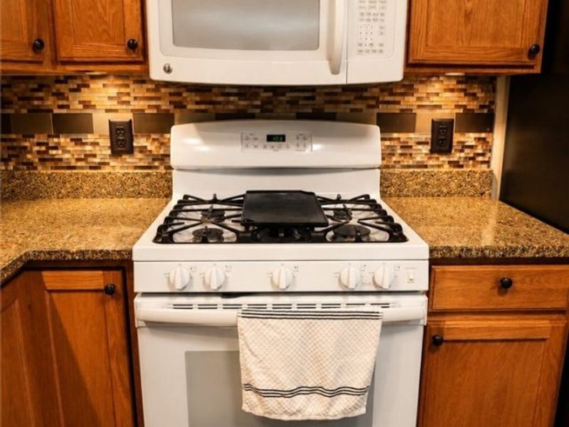 5856 Ridgeview Boulevard, North Ridgeville, OH 44039 Photo 21