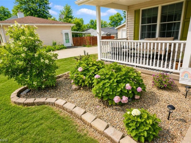 5856 Ridgeview Boulevard , North Ridgeville, OH 44039 Photo 3