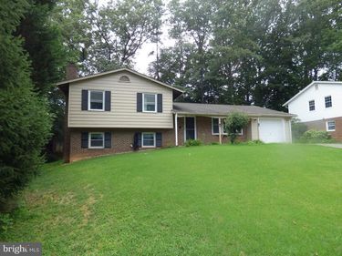 9715 ASPEN HOLLOW WAY, FAIRFAX, VA 22032
