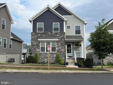 4 PACIFIC BOULEVARD, EPHRATA, PA 17522