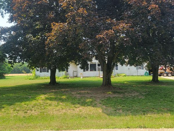71026 Miller Road, Sturgis, MI 49091