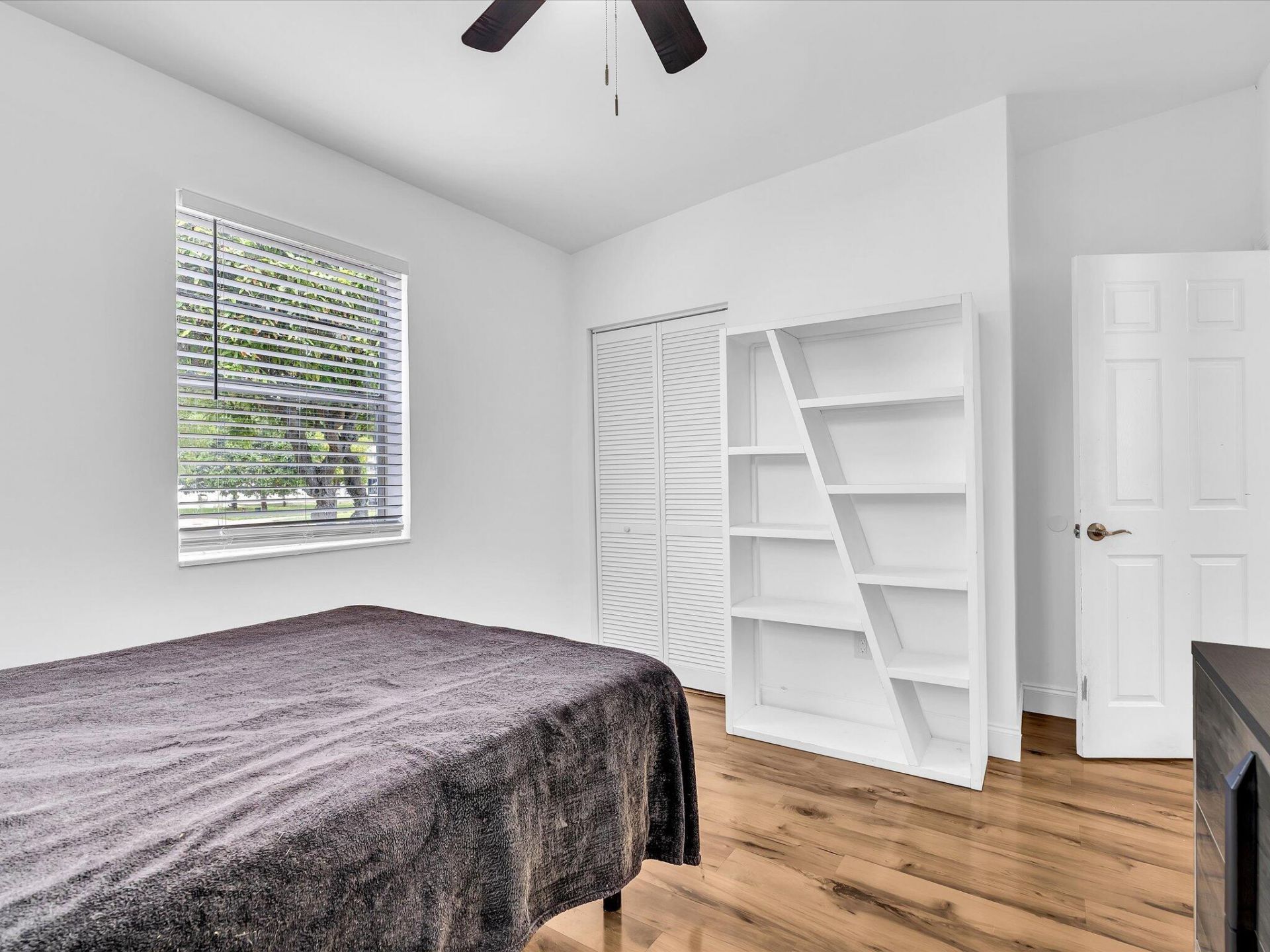 5232 NE 19th Avenue, Pompano Beach, FL 33064 Photo
