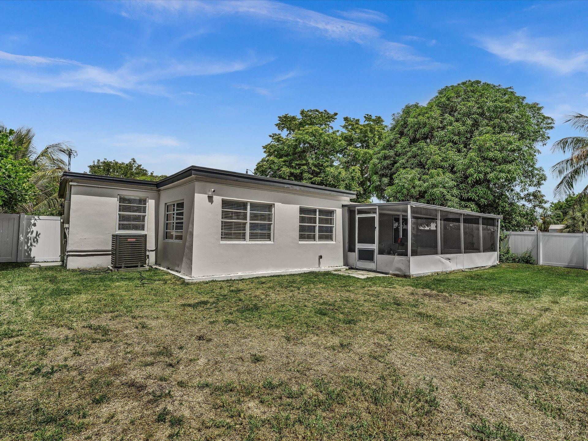 5232 NE 19th Avenue, Pompano Beach, FL 33064 Photo