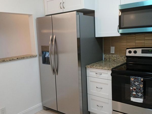 4760 LUCERNE LAKES Boulevard W, Unit 405, Lake Worth, FL 33467
